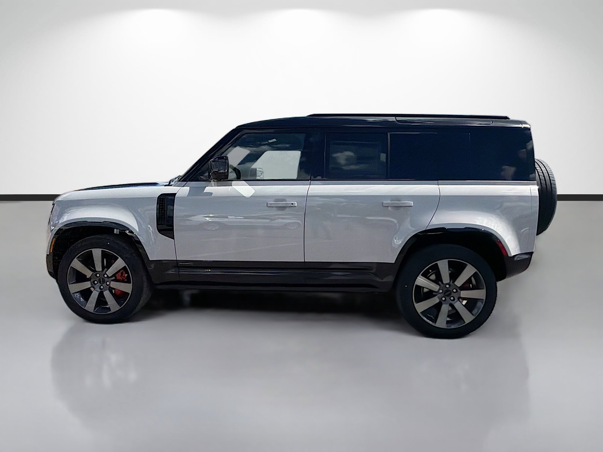 New 2026 Land Rover Defender 110 X image 2