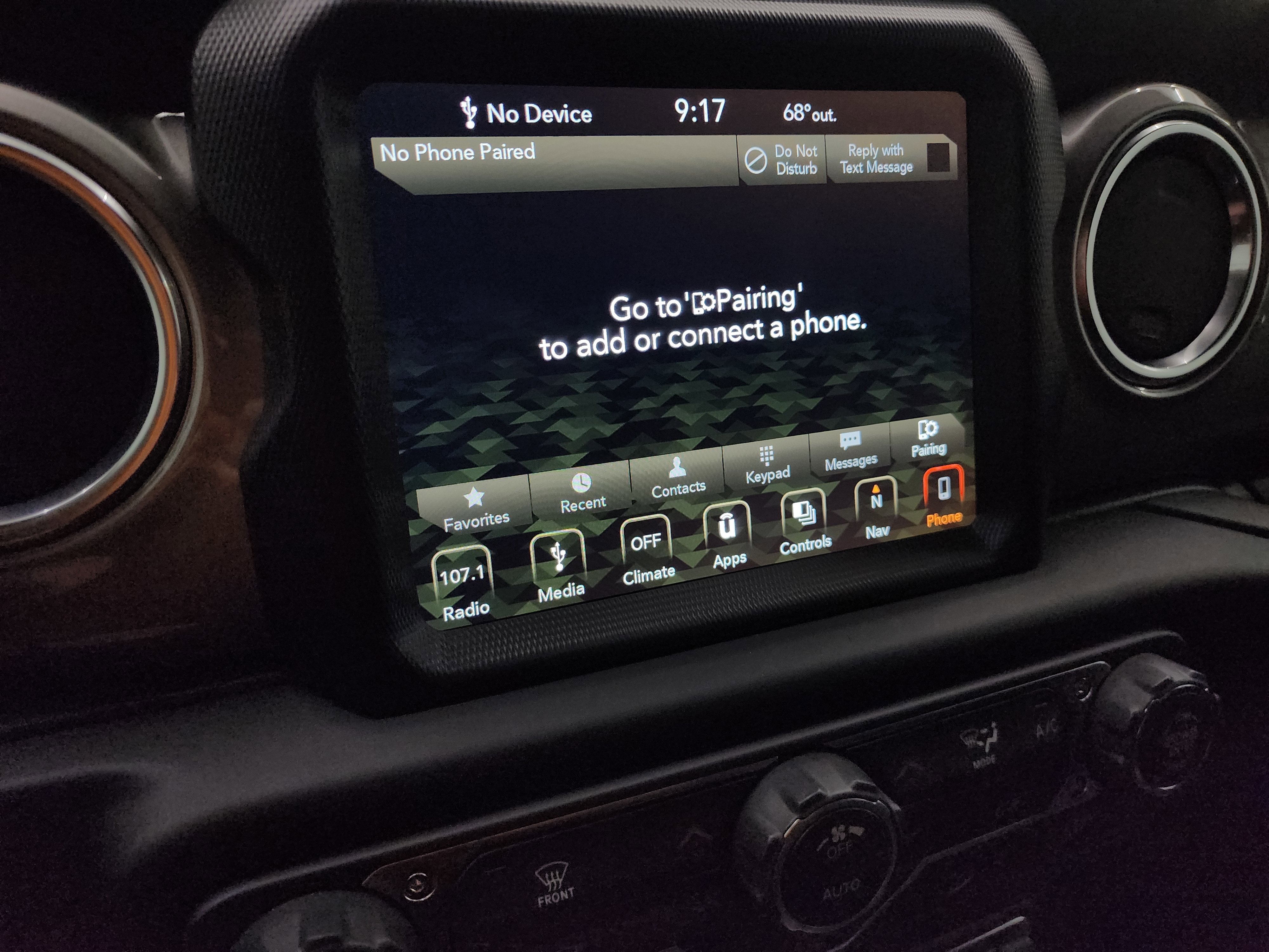 Used 2018 Jeep Wrangler Unlimited Sahara image 46