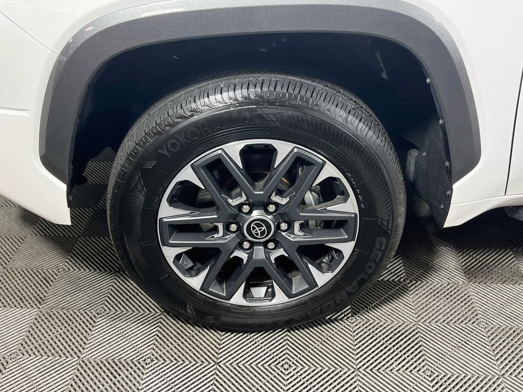 Used 2023 Toyota Tundra Limited AWD/4WD image 28