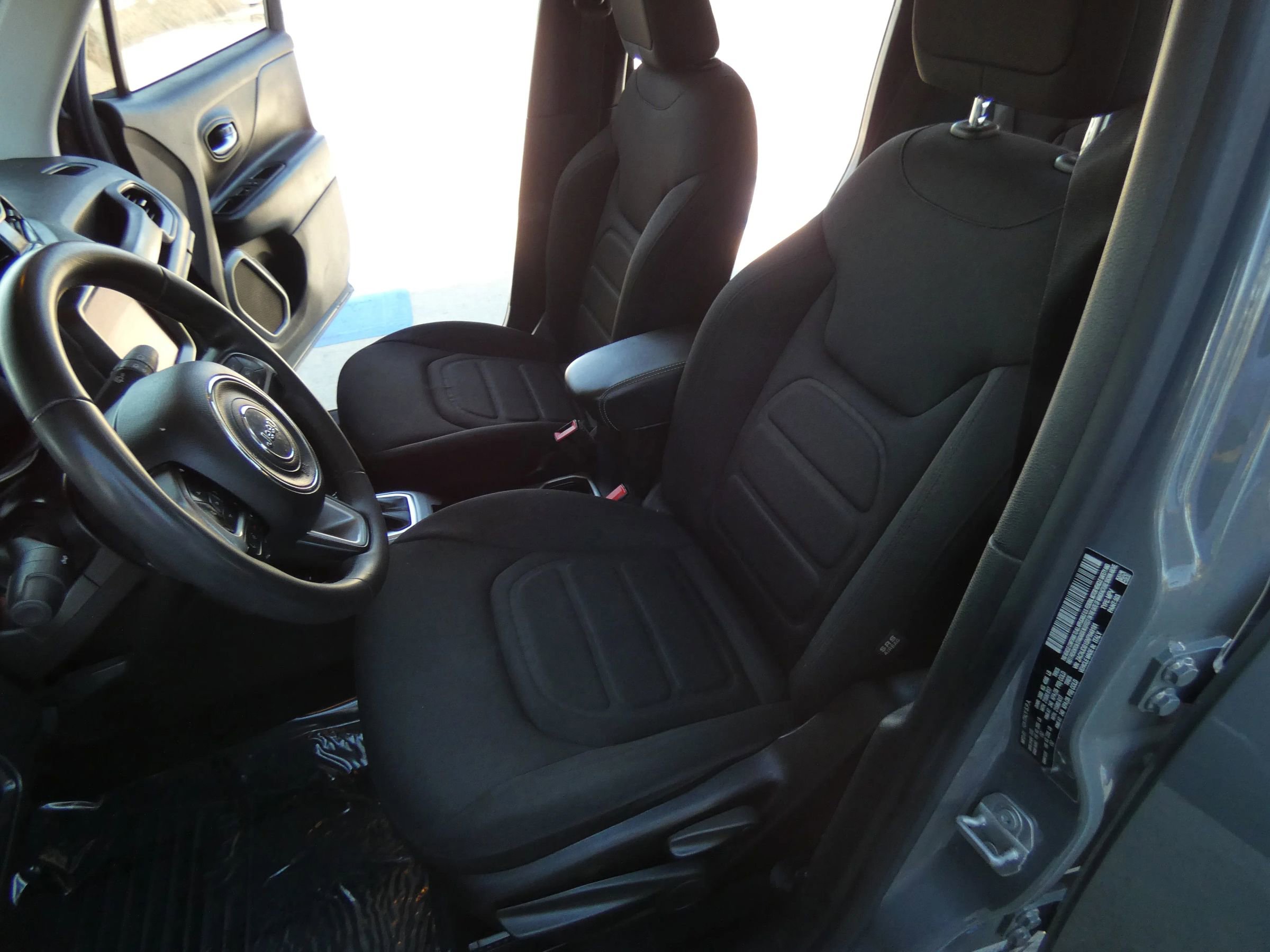 Used 2022 Jeep Renegade Latitude image 55