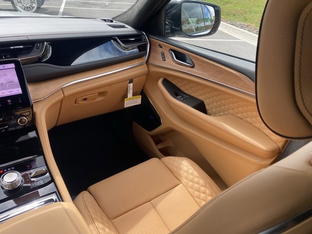 New 2025 Jeep Grand Cherokee Summit image 37
