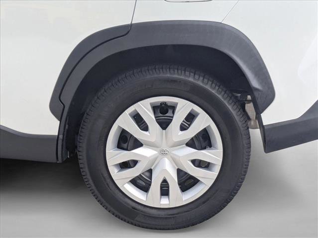 Used 2022 Toyota Corolla Cross L AWD/4WD image 15