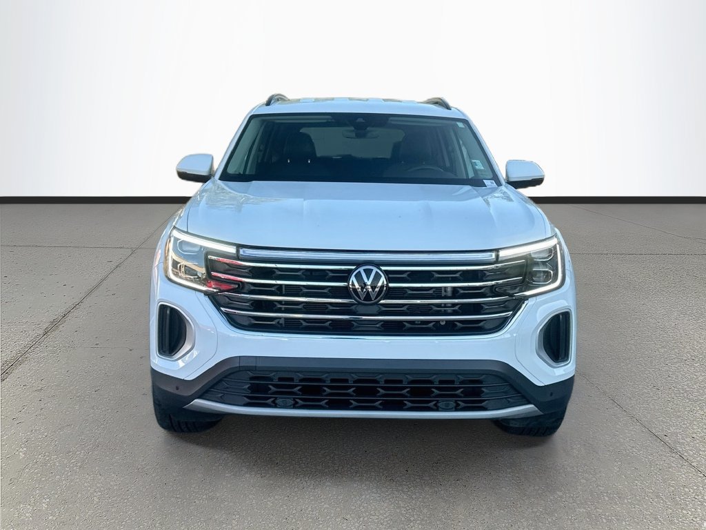 Used 2024 Volkswagen Atlas SE FWD image 2