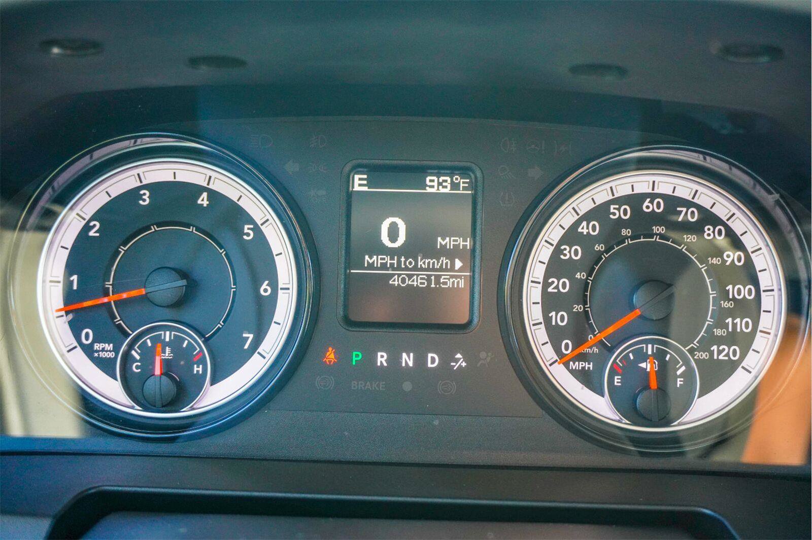 Used 2024 RAM 1500 Tradesman w/ Chrome Plus Package AWD/4WD image 25