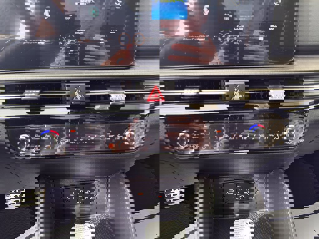 New 2026 Kia Sportage X-Pro Prestige image 12