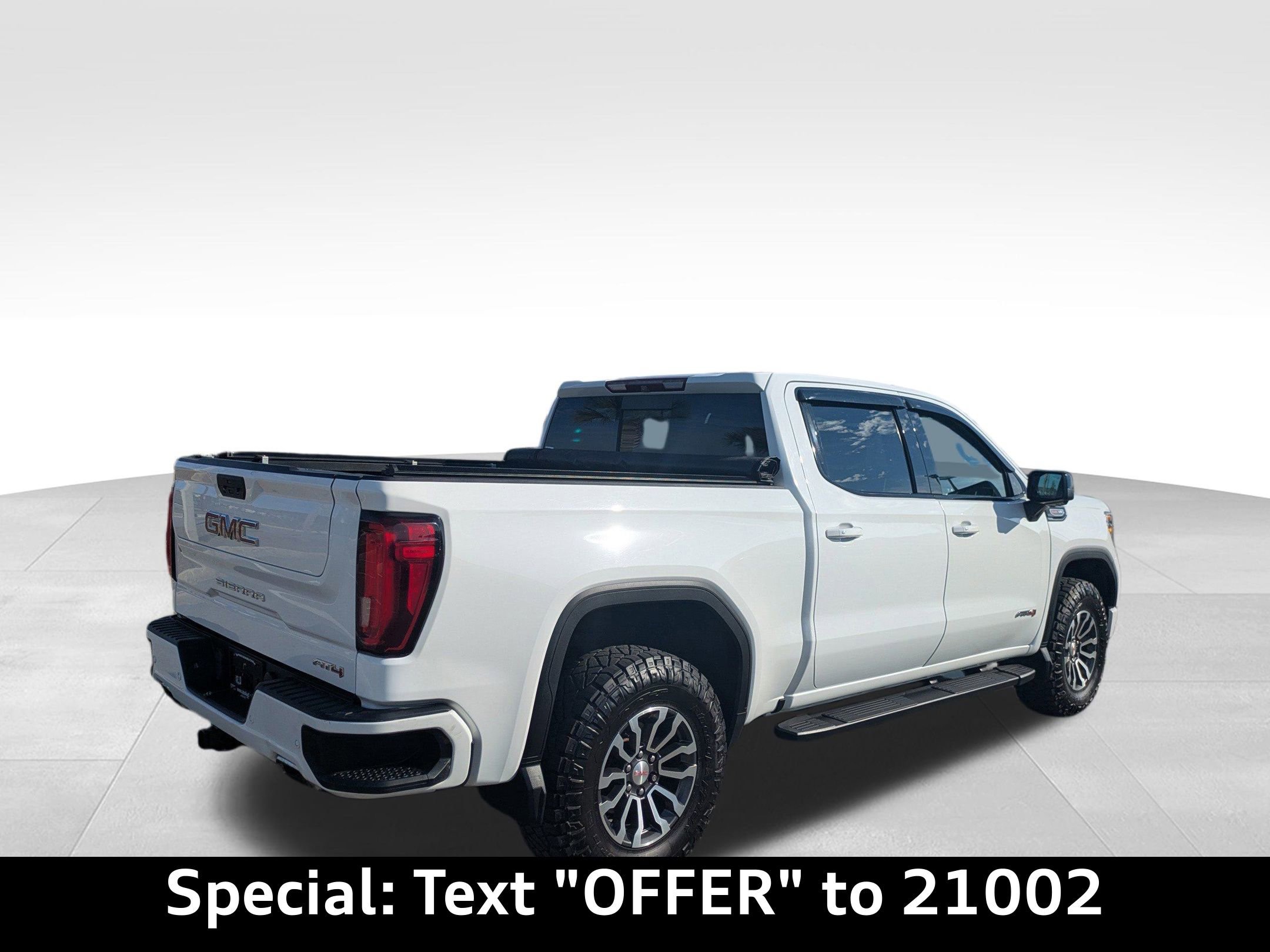 Used 2019 GMC Sierra 1500 AT4 w/ AT4 Premium Package image 2