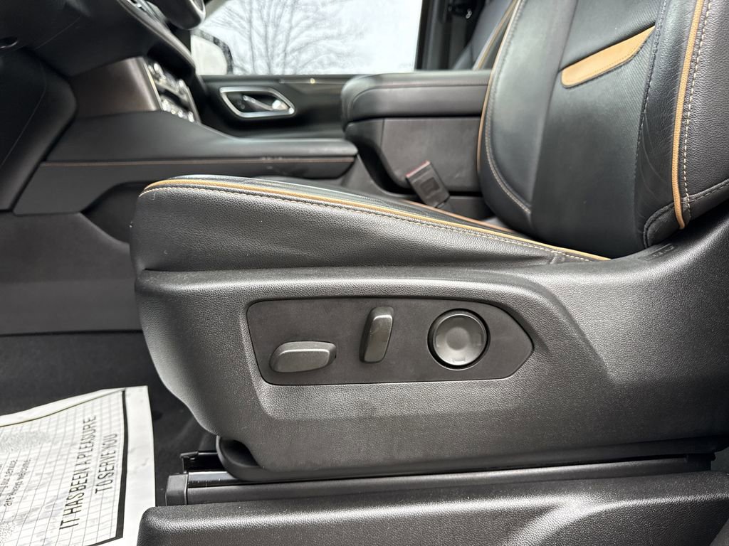Used 2021 GMC Yukon AT4 w/ AT4 Premium Package image 24