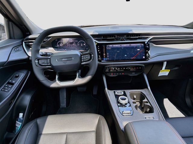 New 2026 Jeep Cherokee Overland w/ Advanced Pro Tech Group AWD/4WD image 25