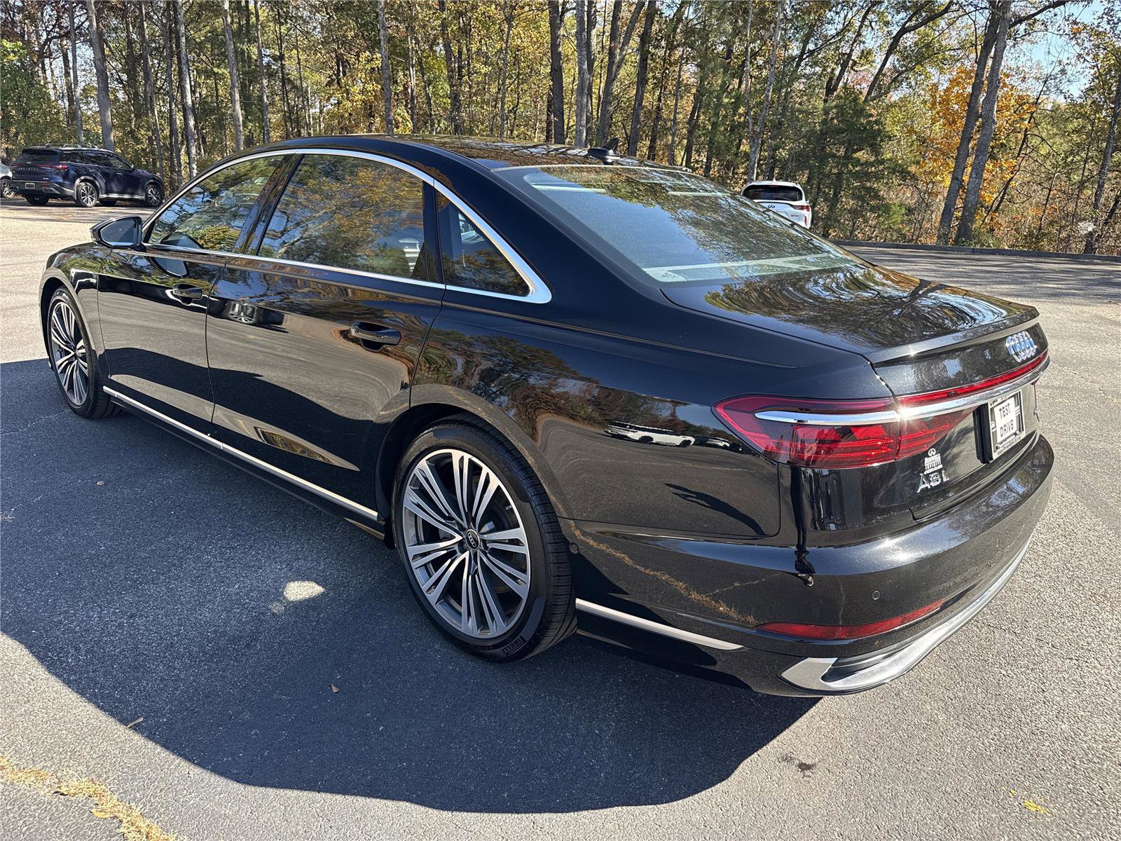 Used 2022 Audi A8 L 3.0T w/ Executive Package image 30