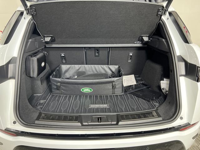 Used 2024 Land Rover Range Rover Evoque Dynamic SE image 24