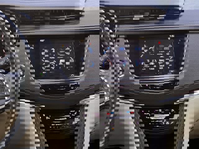 Used 2018 Cadillac XT5 Luxury w/ Driver Awareness Package image 18