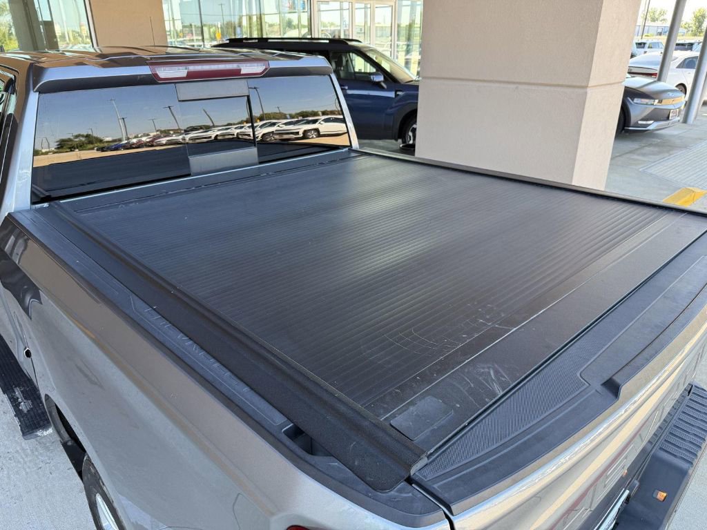 Used 2020 Chevrolet Silverado 1500 RST image 21