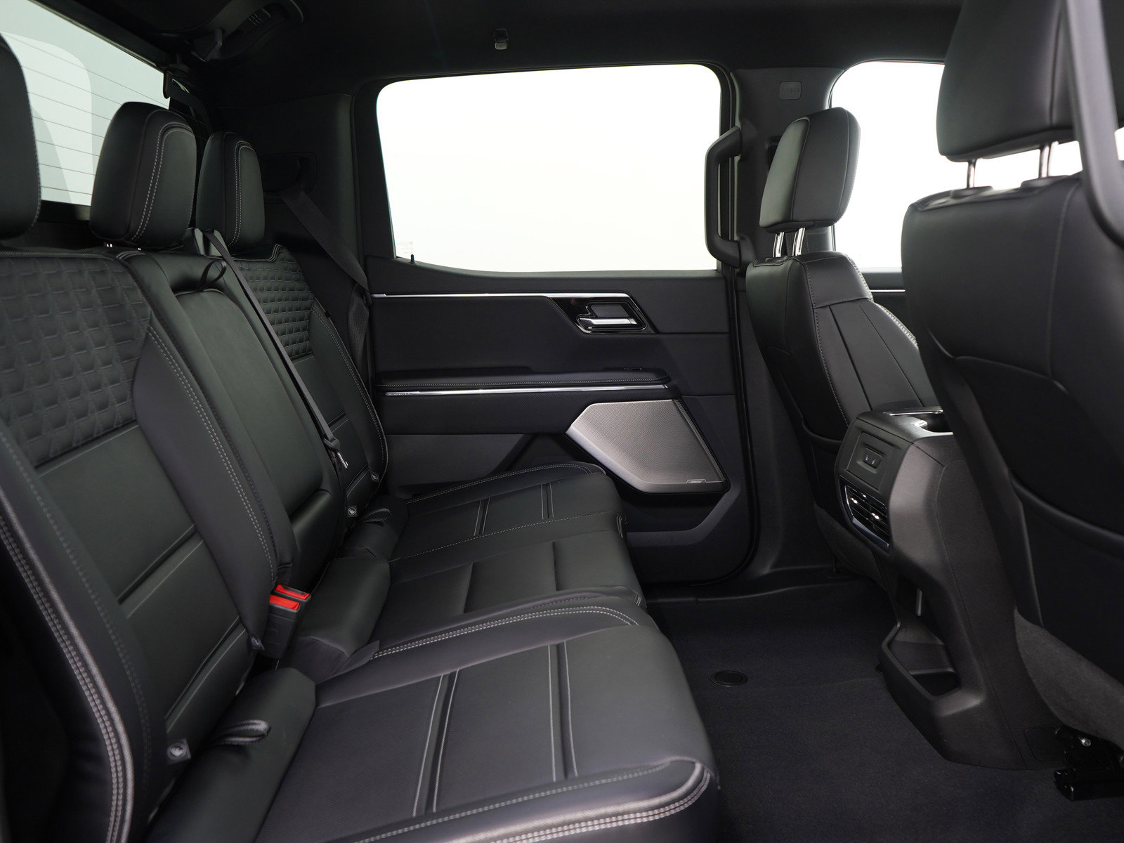 Used 2025 GMC Sierra EV Denali image 12