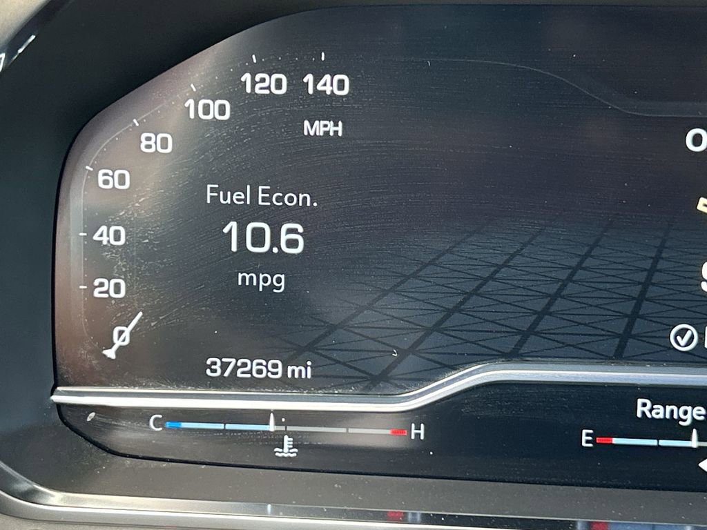 Used 2023 GMC Yukon SLT image 12