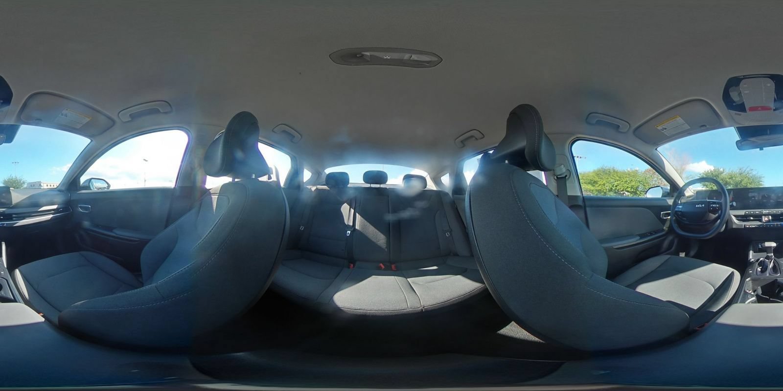 Used 2025 Kia K4 FWD image 42