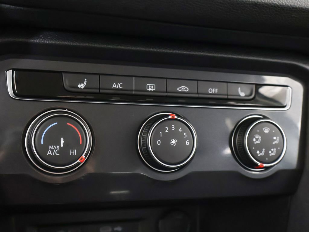 Used 2023 Volkswagen Tiguan S image 47