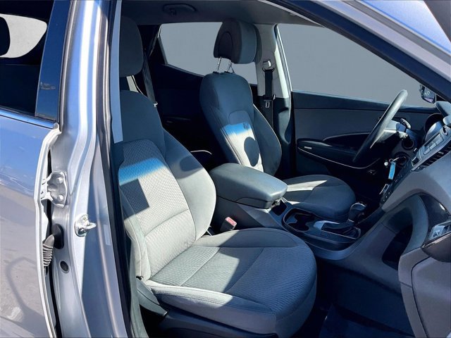 Used 2017 Hyundai Santa Fe Sport image 7