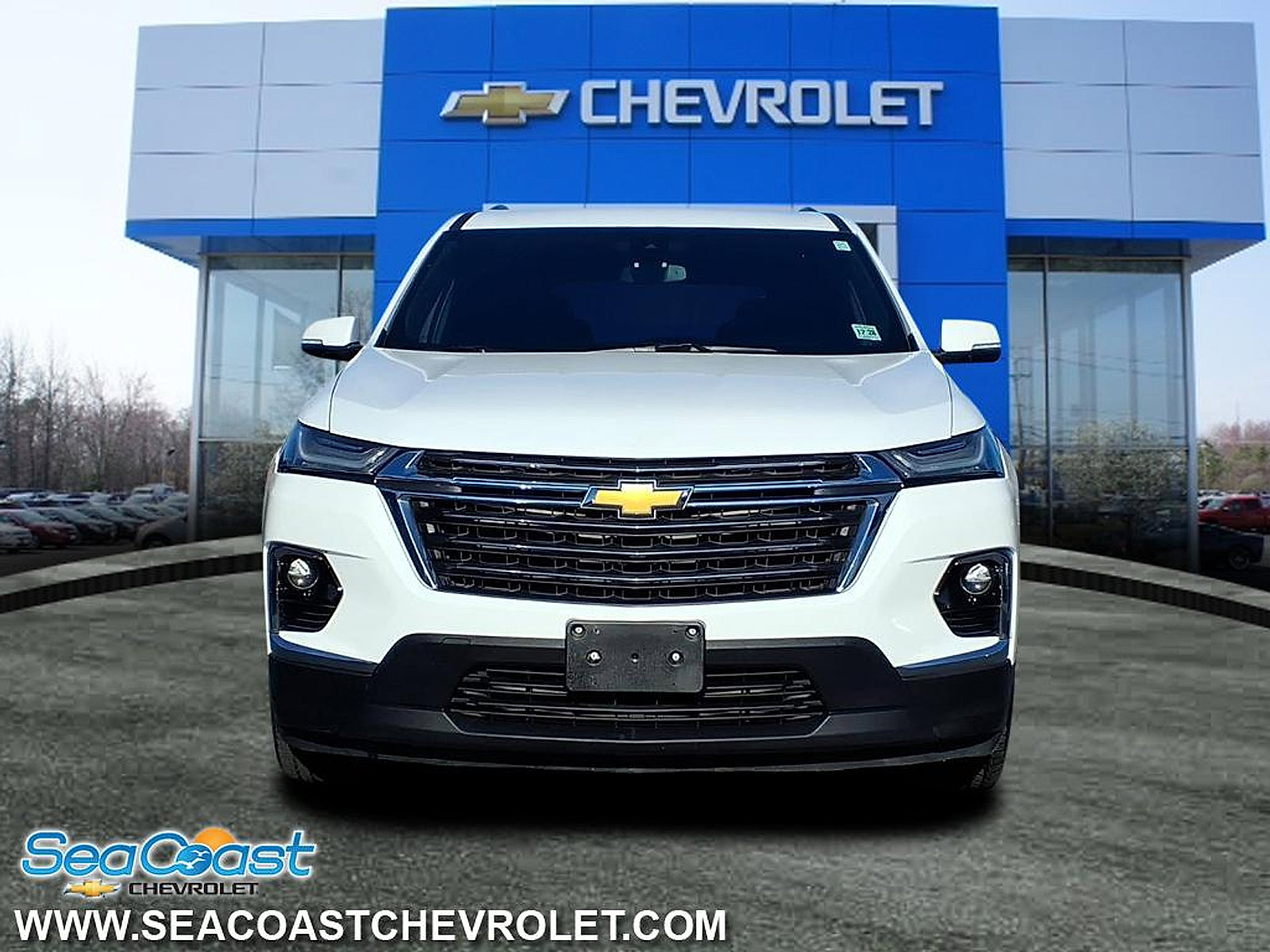 Certified 2023 Chevrolet Traverse LT image 2