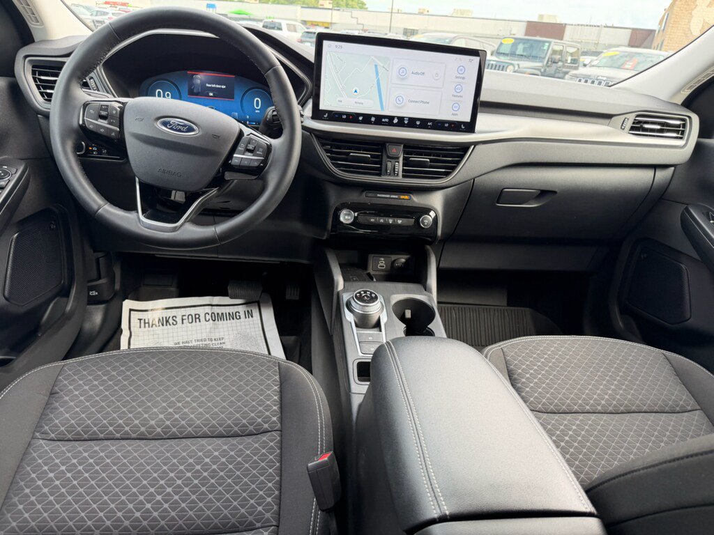Used 2024 Ford Escape Active w/ Tech Pack #2 FWD image 9