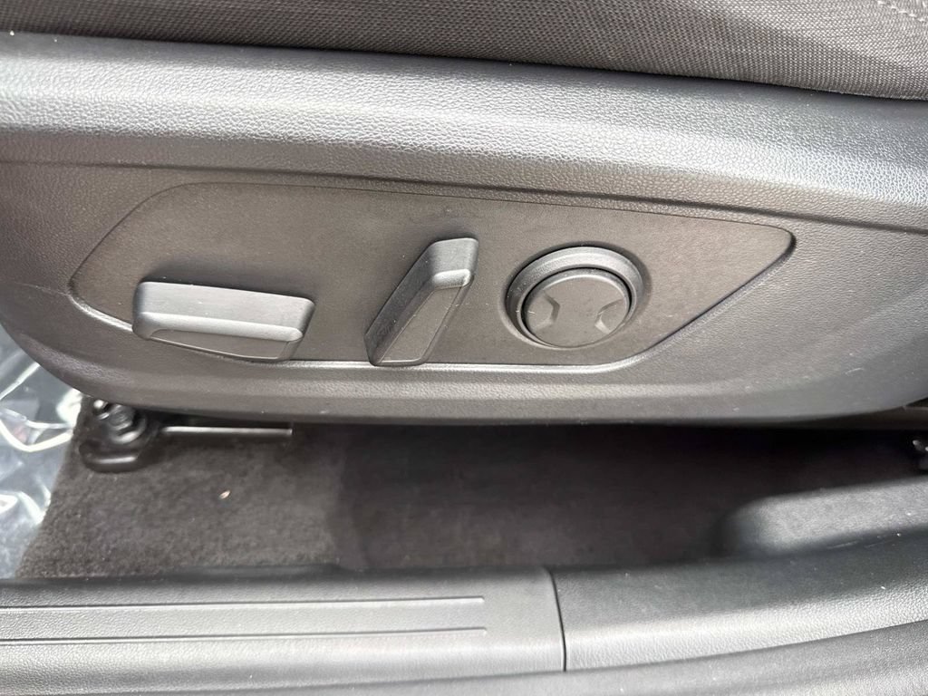 Used 2023 Hyundai Tucson SEL FWD image 24