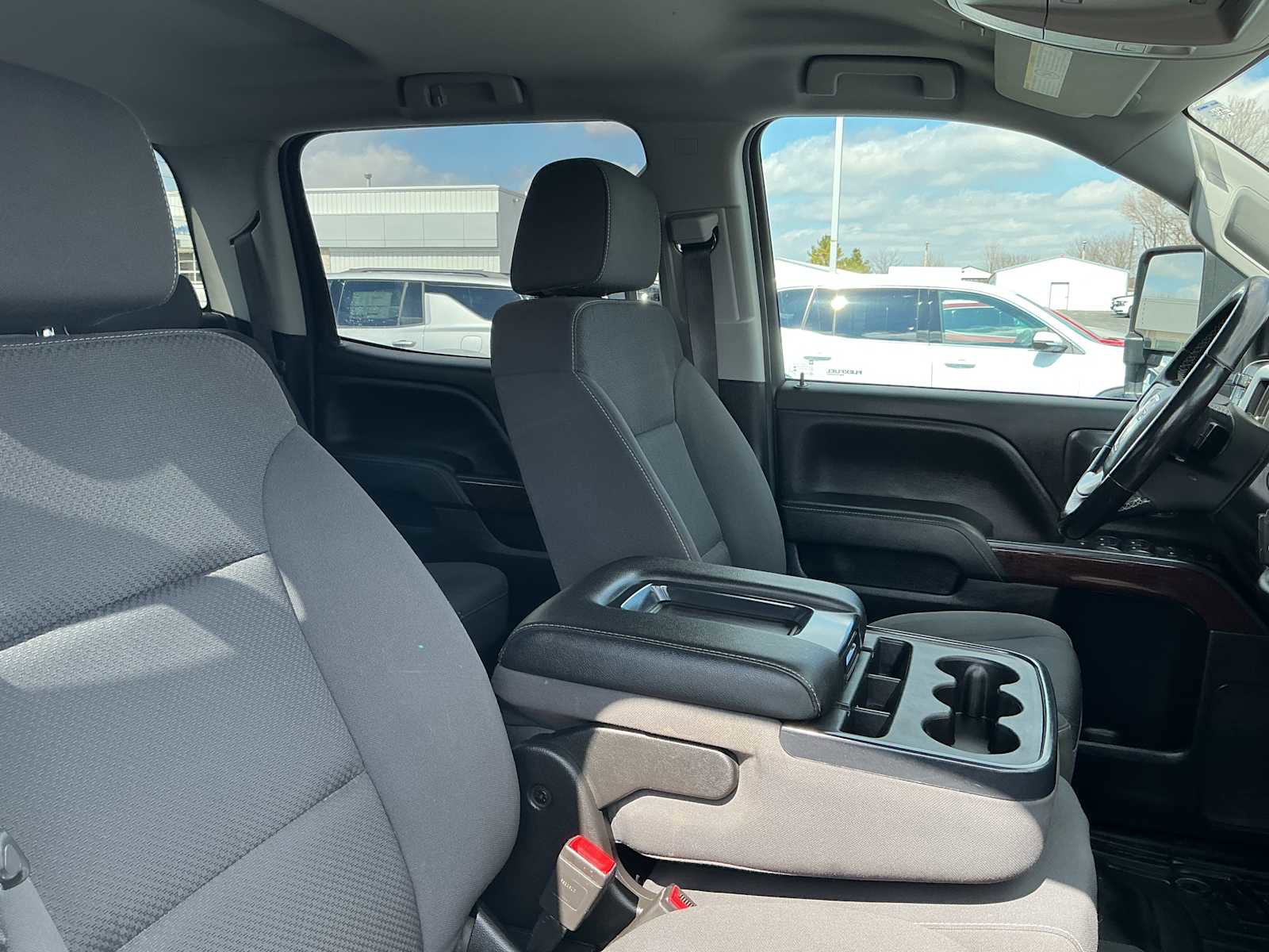 Used 2019 GMC Sierra 2500 SLE w/ SLE Preferred Package image 27