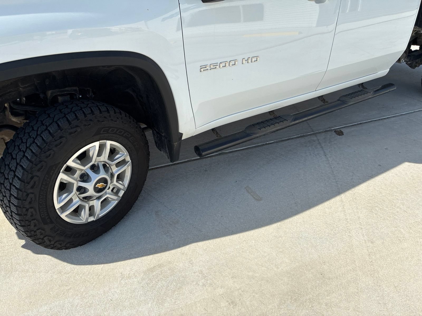Used 2025 Chevrolet Silverado 2500 LT w/ Convenience Package AWD/4WD image 9
