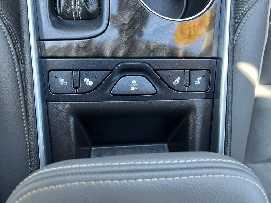 Used 2015 Chevrolet Impala LT w/ Convenience Package FWD image 31