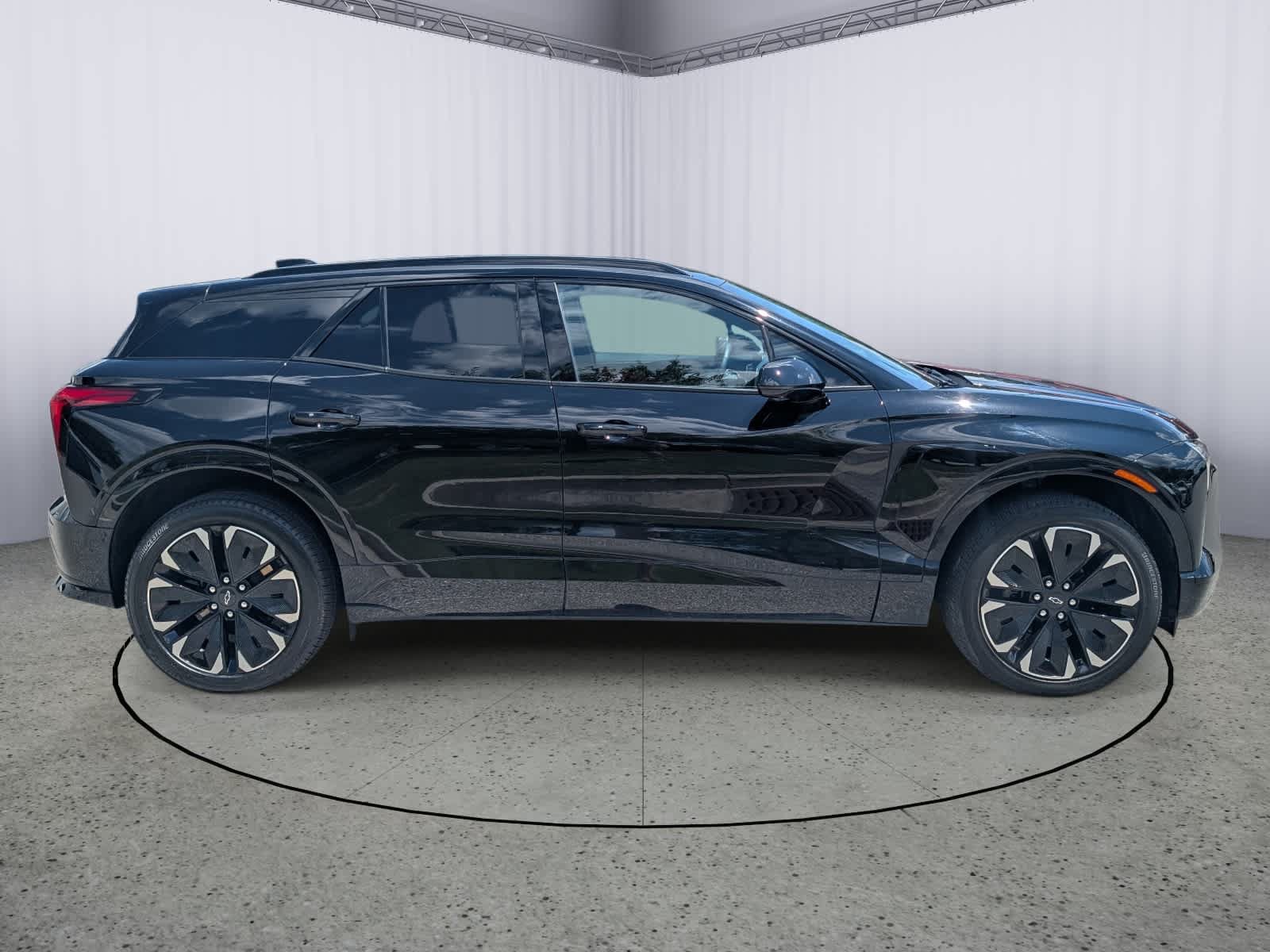 Certified 2024 Chevrolet Blazer EV RS AWD/4WD image 2