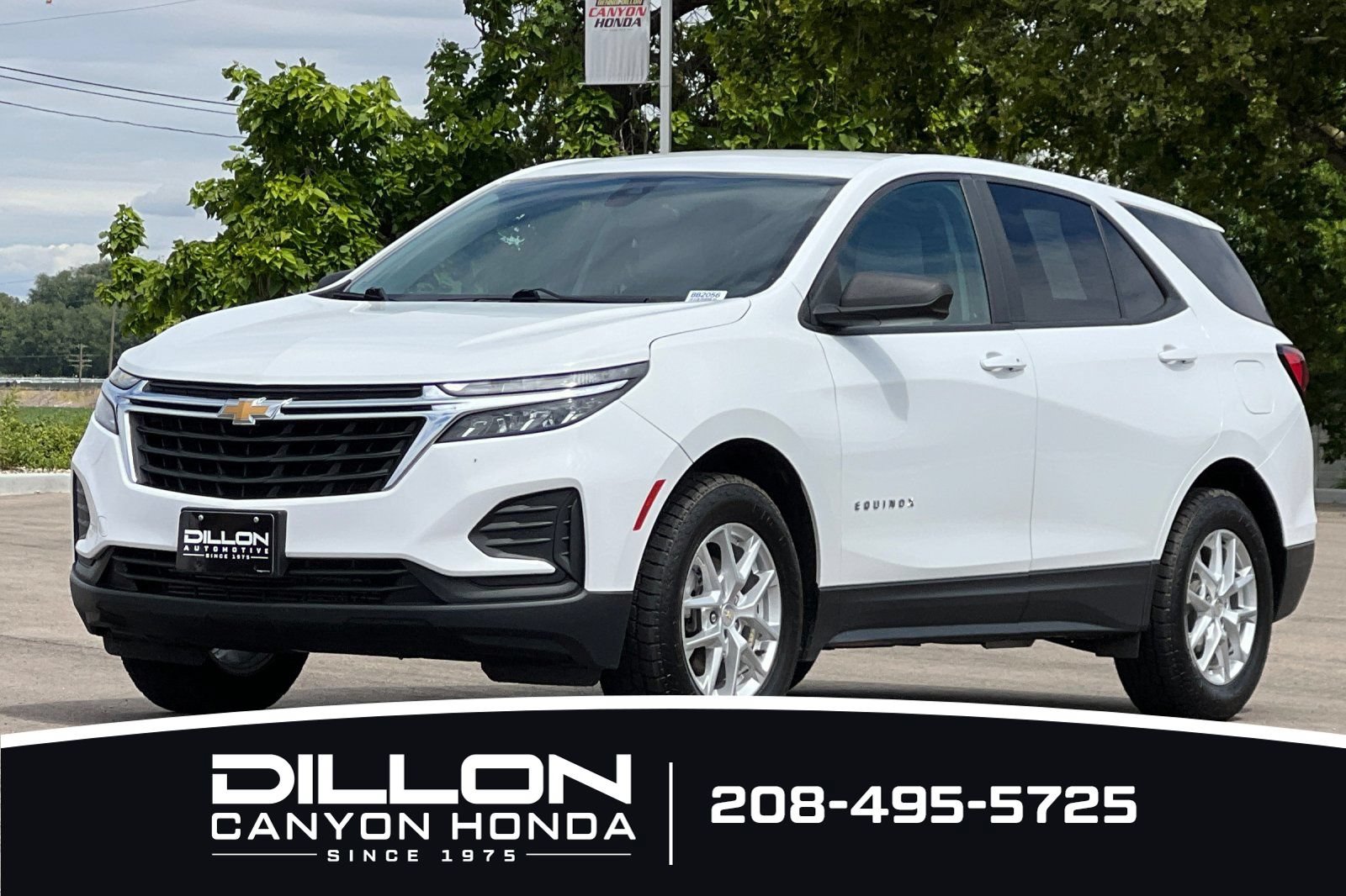 Used 2022 Chevrolet Equinox LS w/ LS Convenience Package AWD/4WD image 8