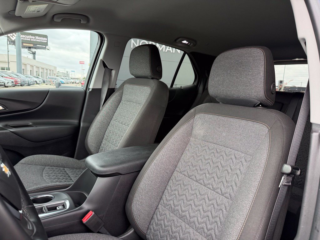 Used 2024 Chevrolet Equinox LT AWD/4WD image 17