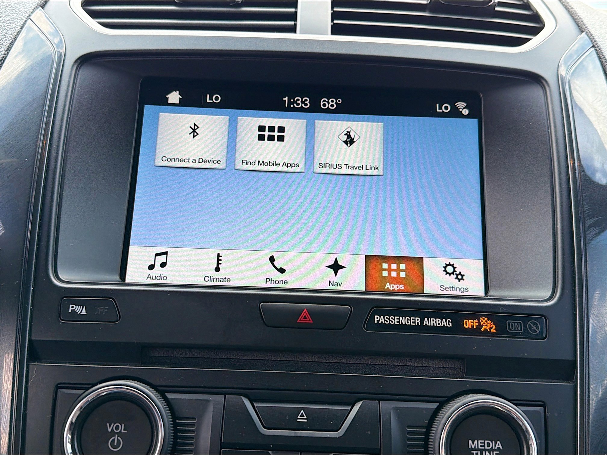 Used 2017 Ford Explorer XLT w/ Equipment Group 202A image 30