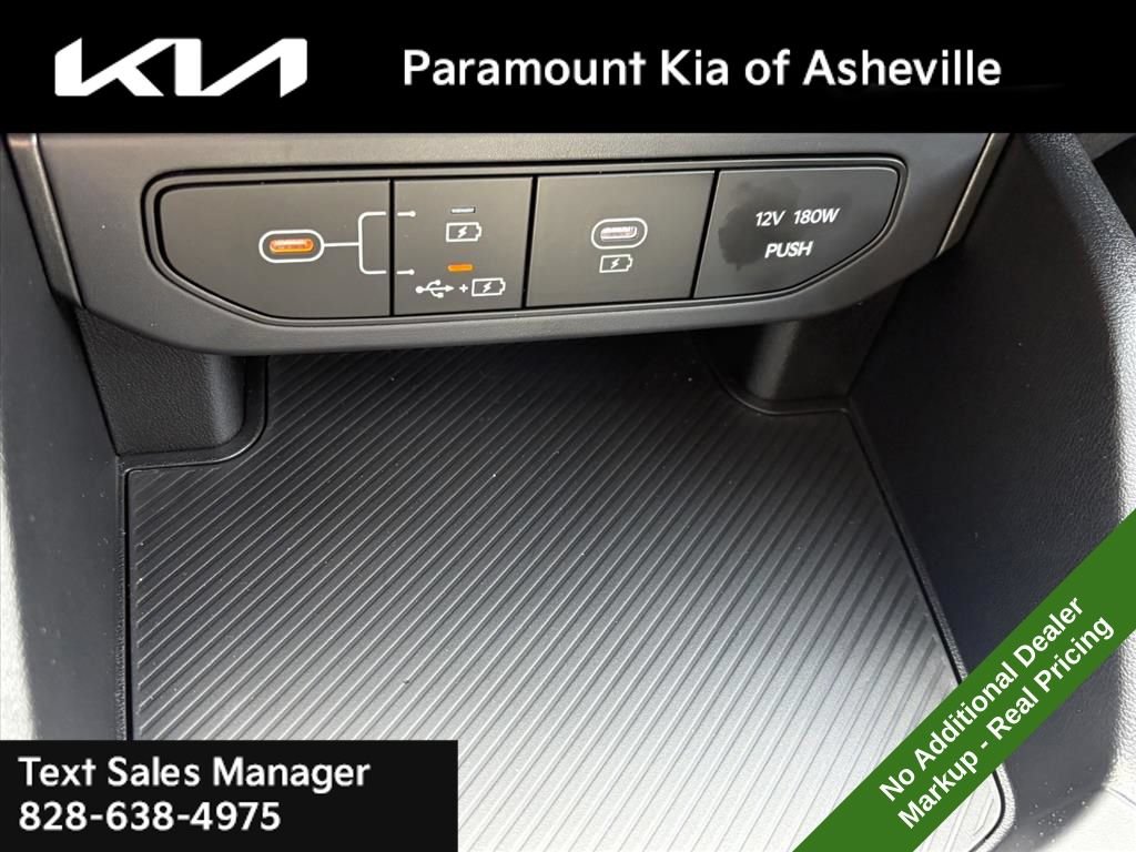 New 2026 Kia K4 FWD image 23