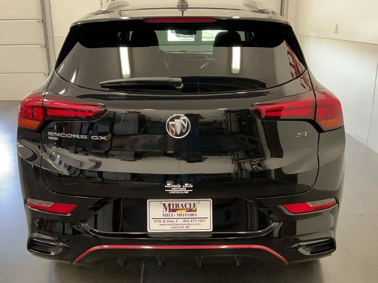 Used 2022 Buick Encore GX Select w/ Sport Touring Package AWD/4WD image 5