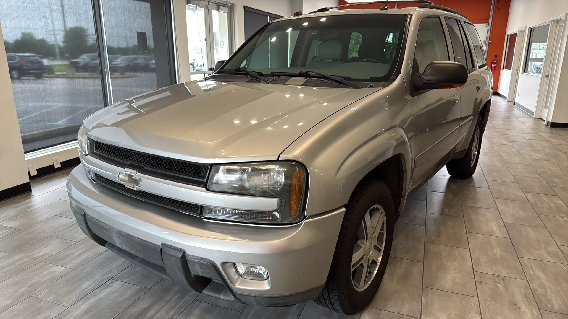 Used 2005 Chevrolet TrailBlazer LT RWD image 3