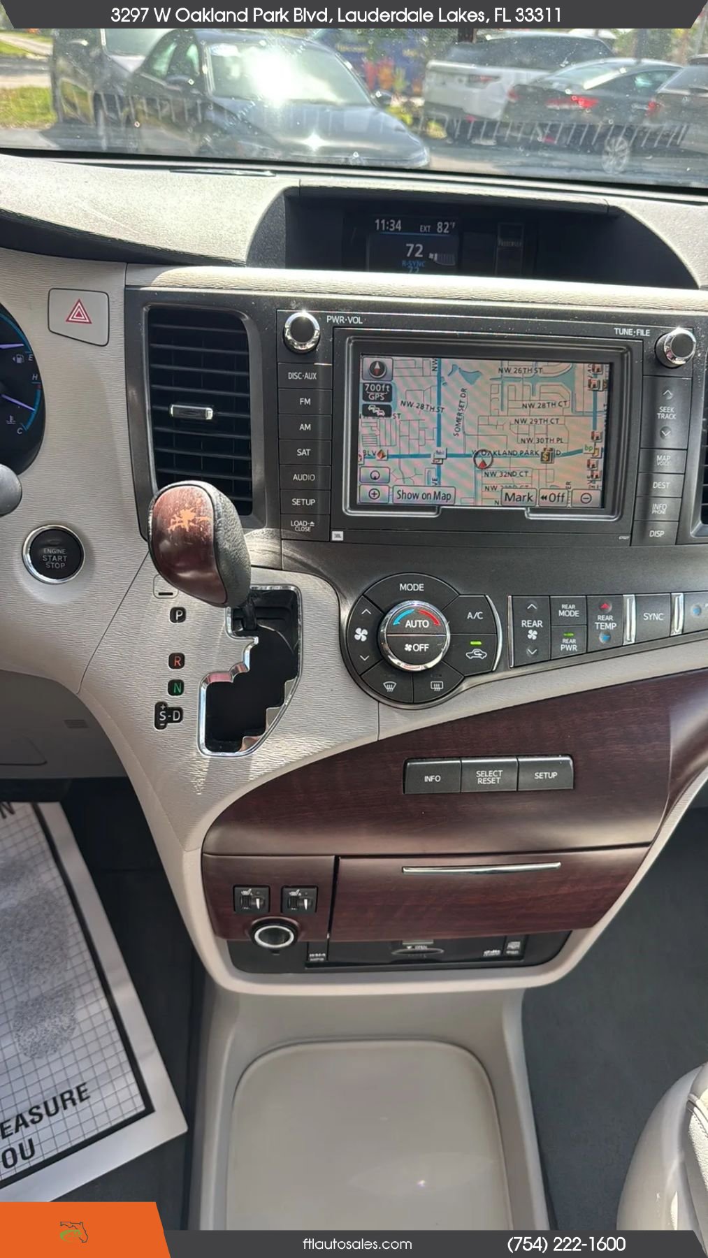 Used 2014 Toyota Sienna Limited w/ Limited Premium Package image 61