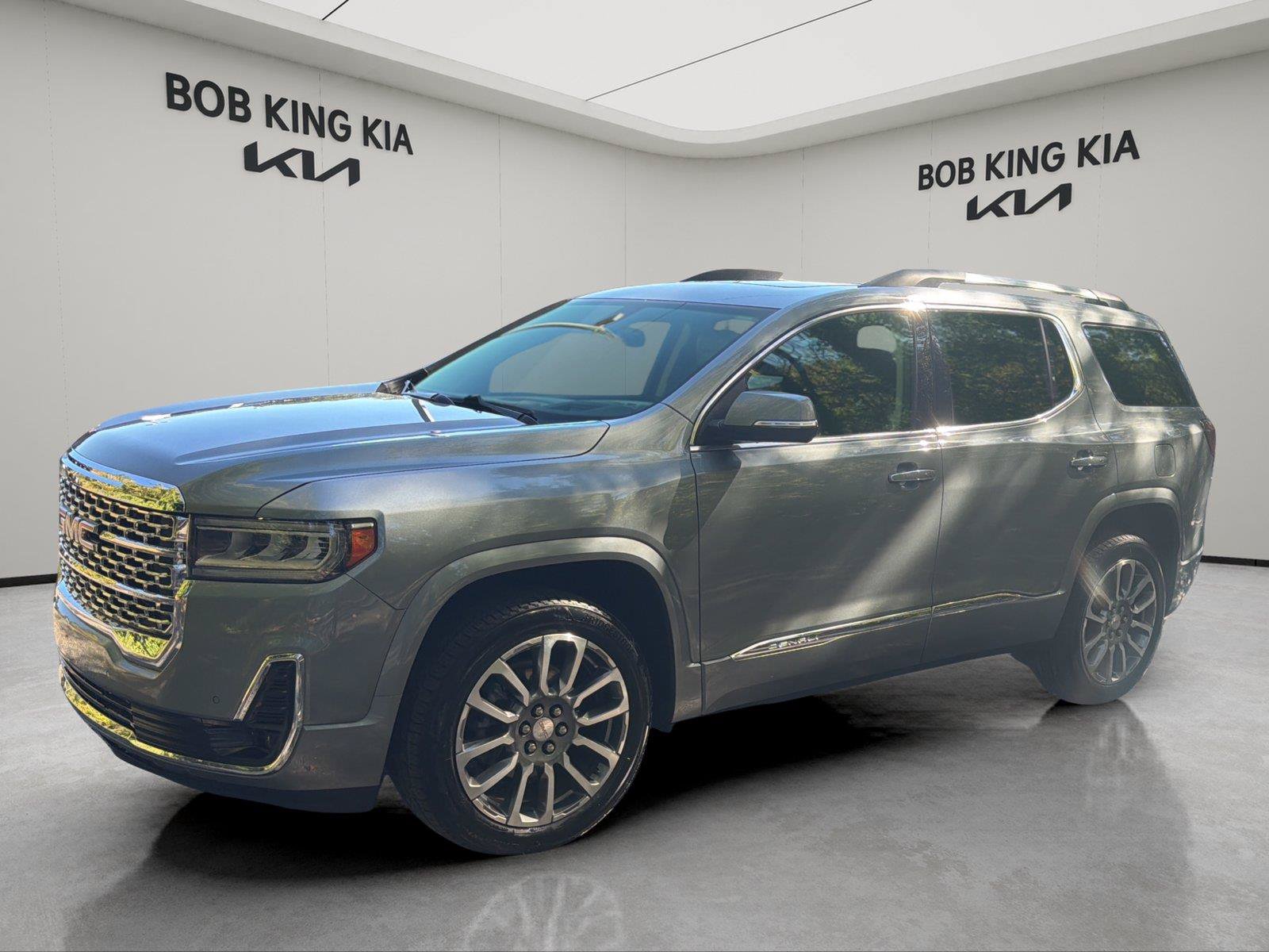 Used 2023 GMC Acadia Denali w/ Trailering Package