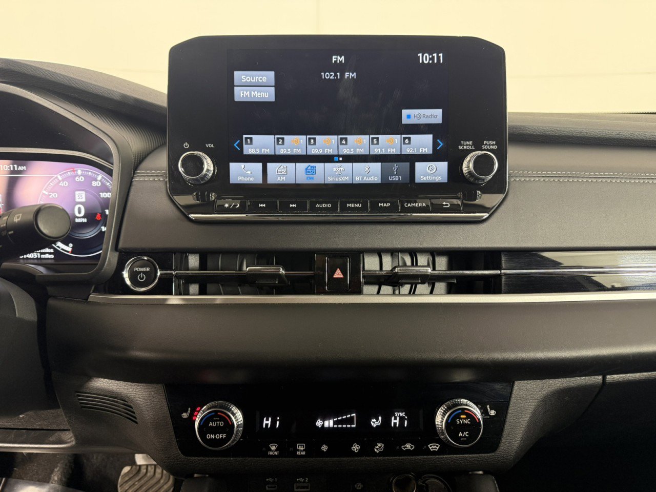 Used 2024 Mitsubishi Outlander SEL AWD/4WD image 18