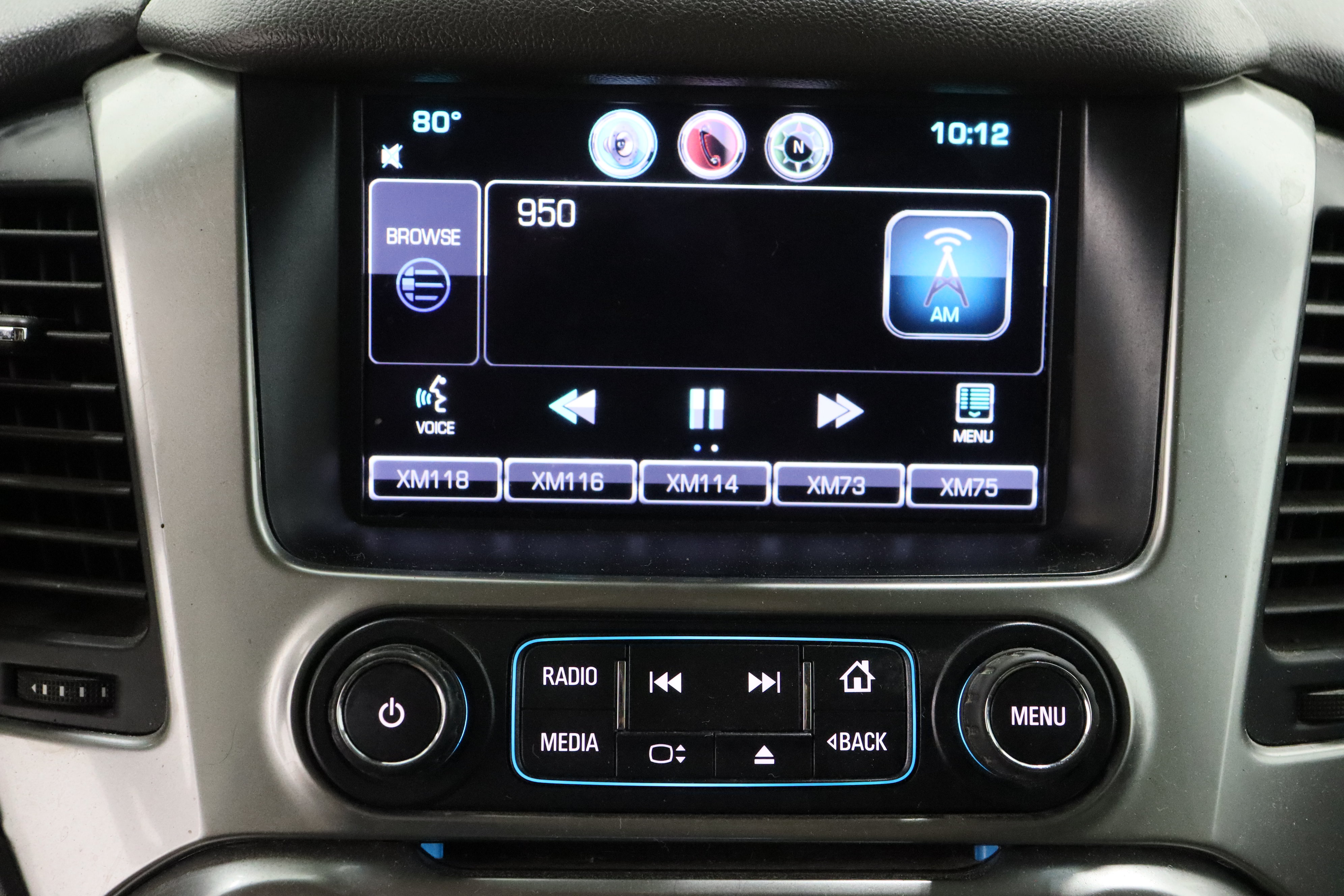 Used 2015 Chevrolet Suburban LT RWD image 18