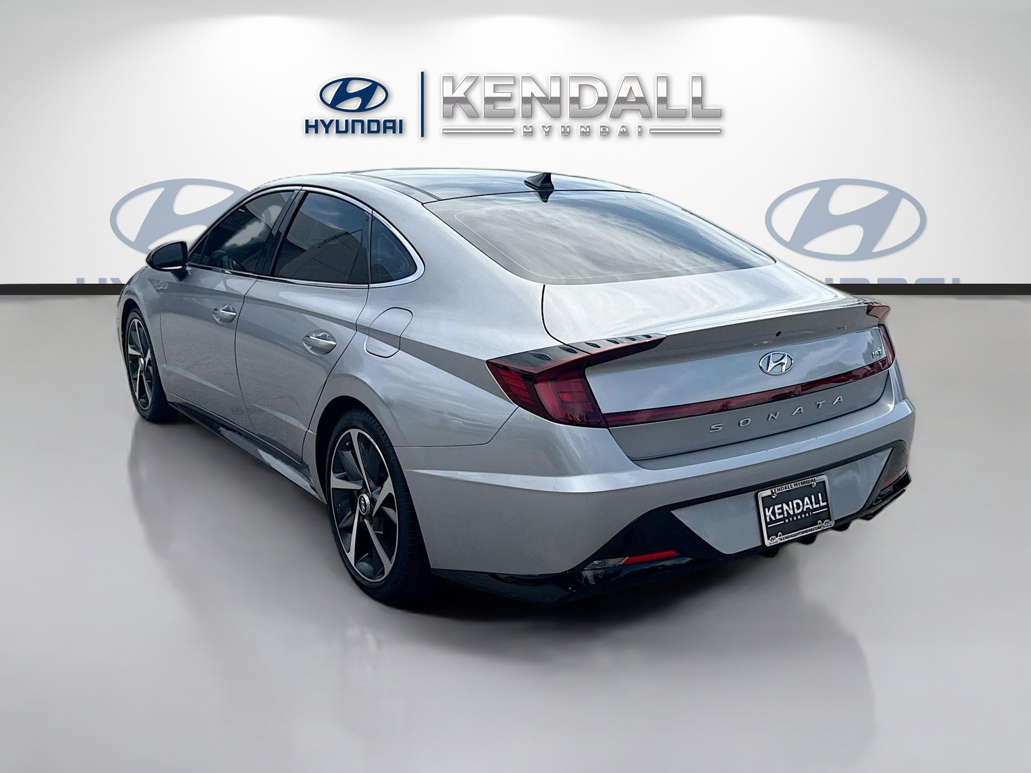 Used 2023 Hyundai Sonata SEL Plus w/ Cargo Package FWD image 4