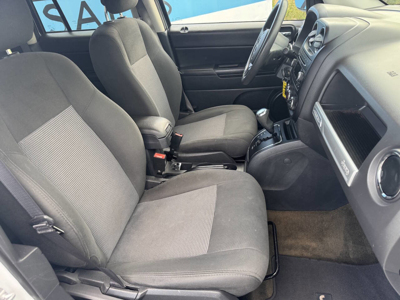 Used 2016 Jeep Compass Sport w/ Power Value Group image 23