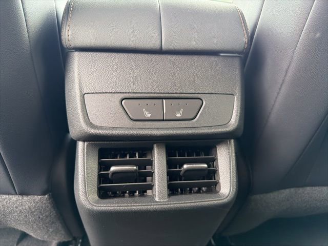 Used 2026 GMC Terrain AT4 w/ Convenience Package III AWD/4WD image 18