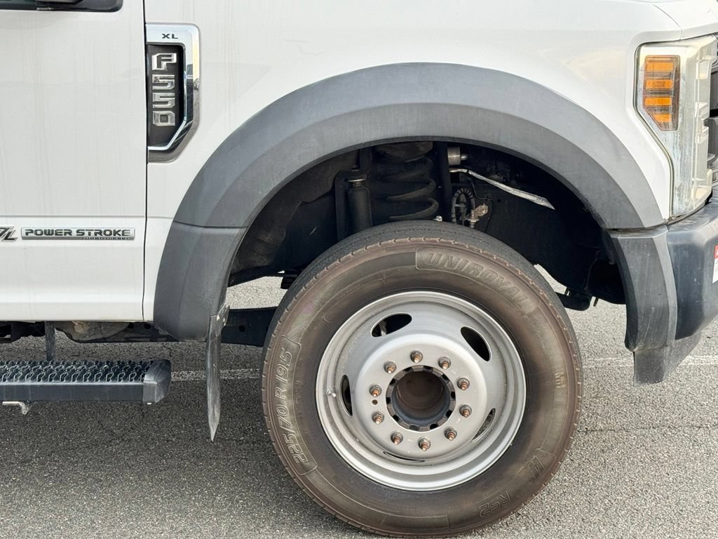 Used 2018 Ford F550 2WD Regular Cab Super Duty image 33