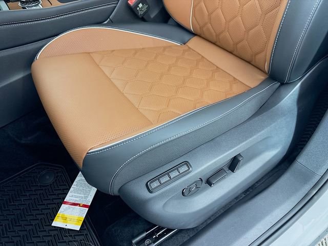 New 2026 Volkswagen Tiguan SEL R-Line AWD/4WD image 19