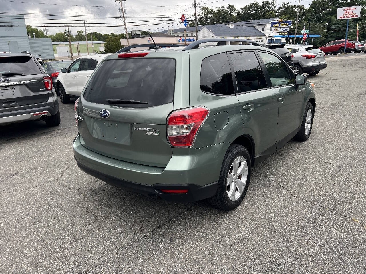 Used 2014 Subaru Forester 2.5i Premium w/ All-Weather Package AWD/4WD image 12