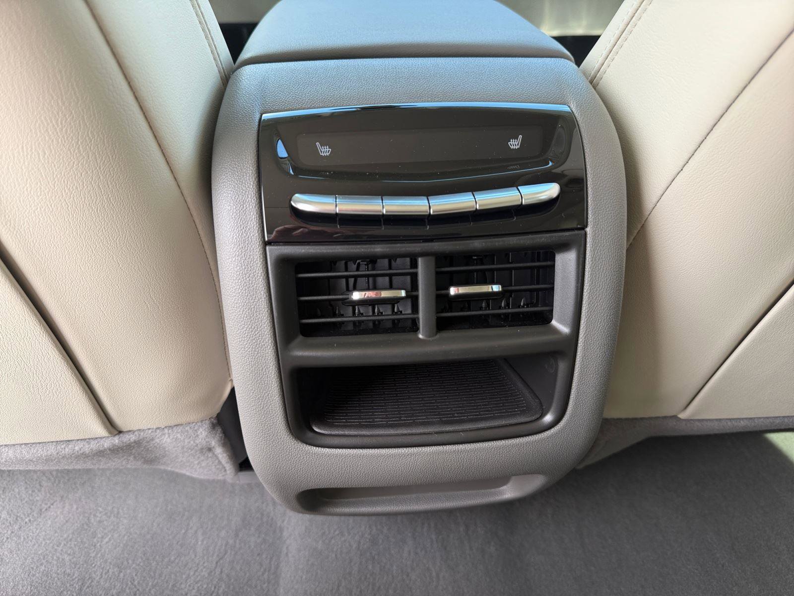 New 2026 Cadillac XT5 Premium Luxury w/ Driver Assist Package image 15