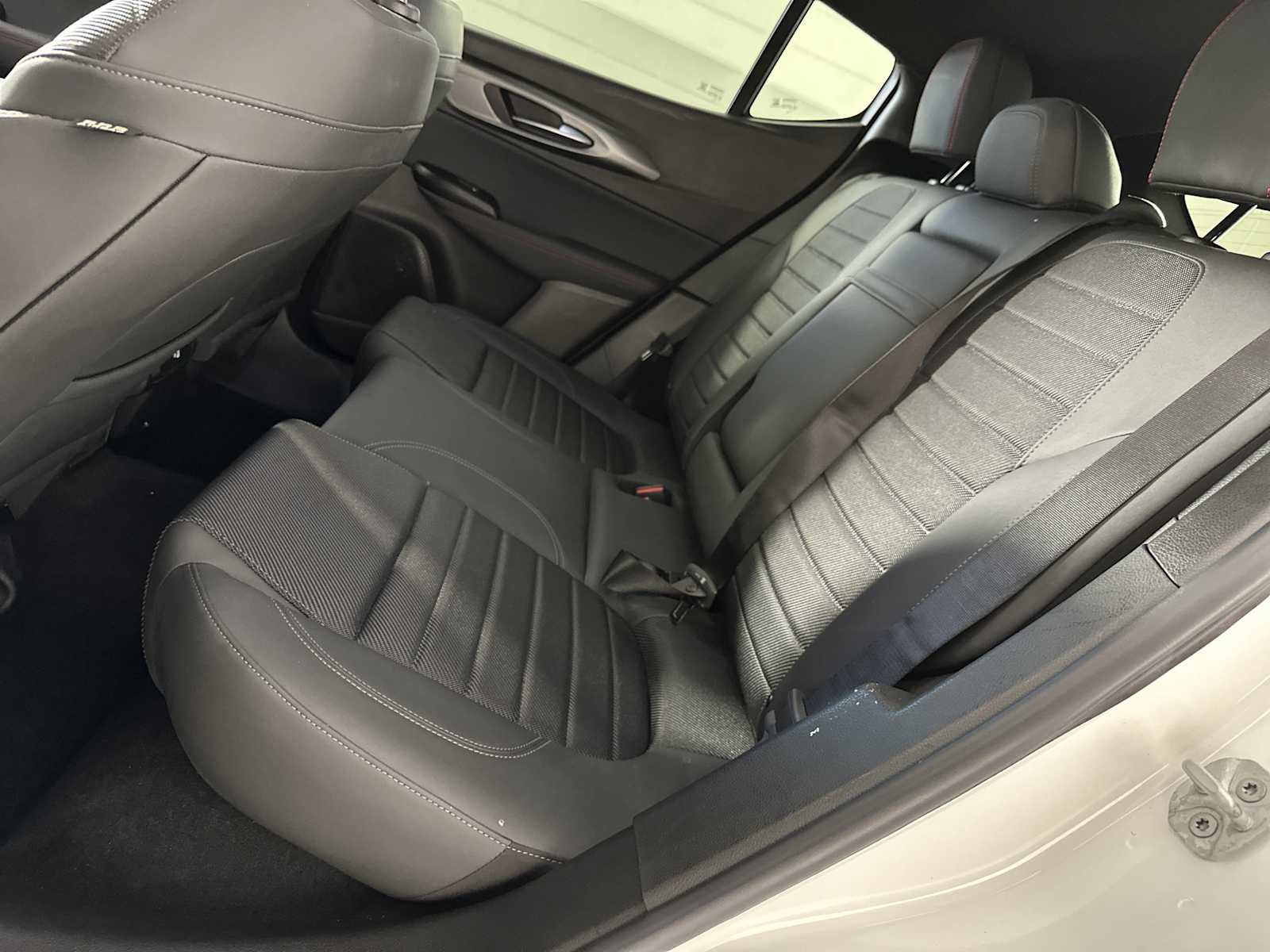 Used 2023 Dodge Hornet GT w/ Tech Pack w/o Parking image 23