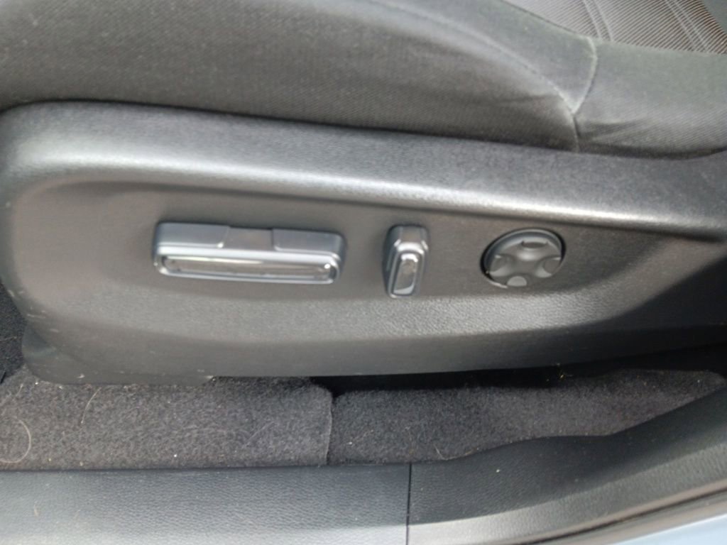 Used 2022 Honda CR-V EX image 11