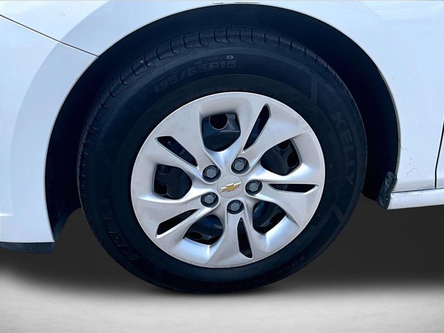 Used 2019 Chevrolet Cruze LS image 10