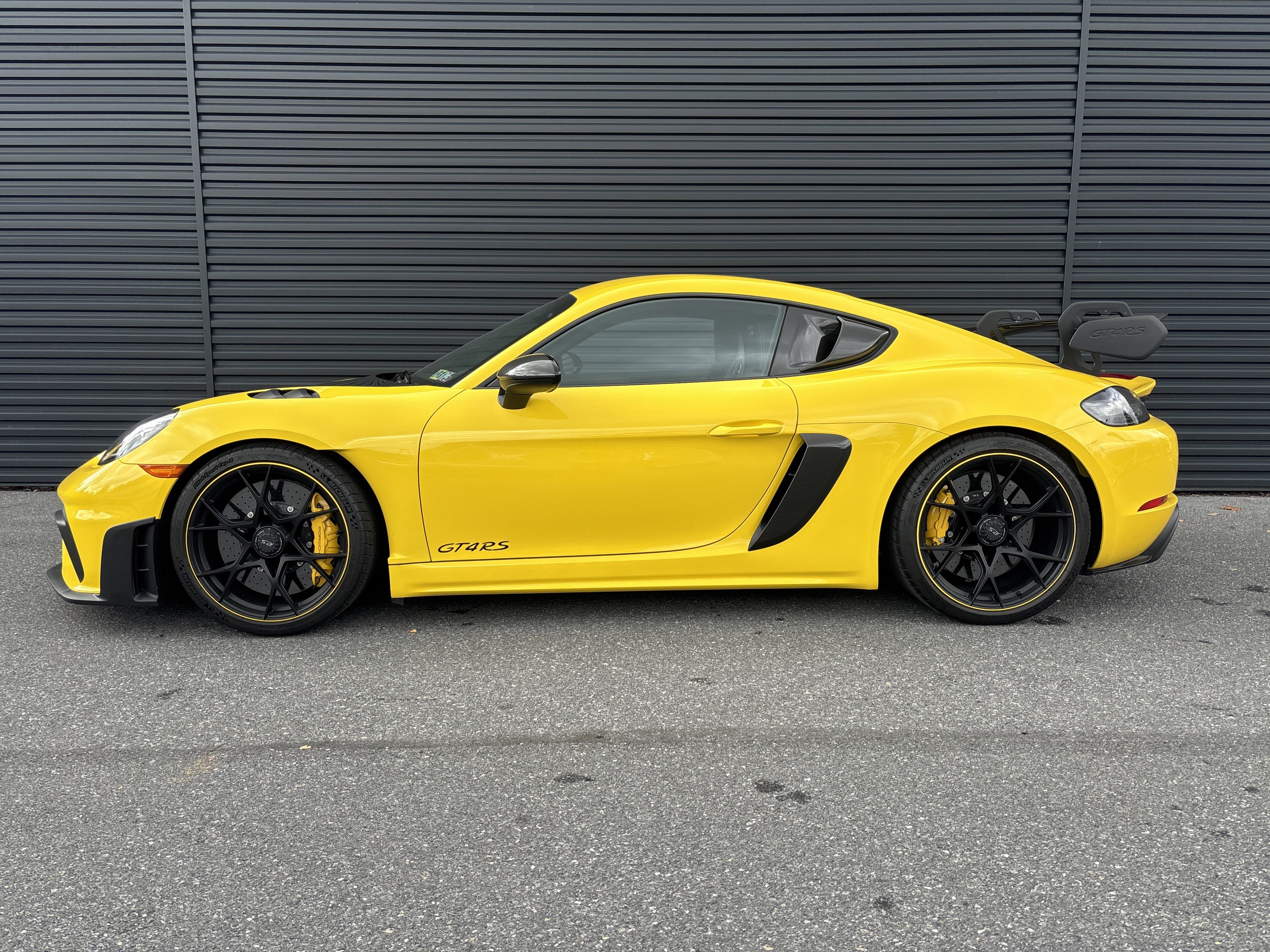 Certified 2023 Porsche 718 Cayman GT4 RS image 2