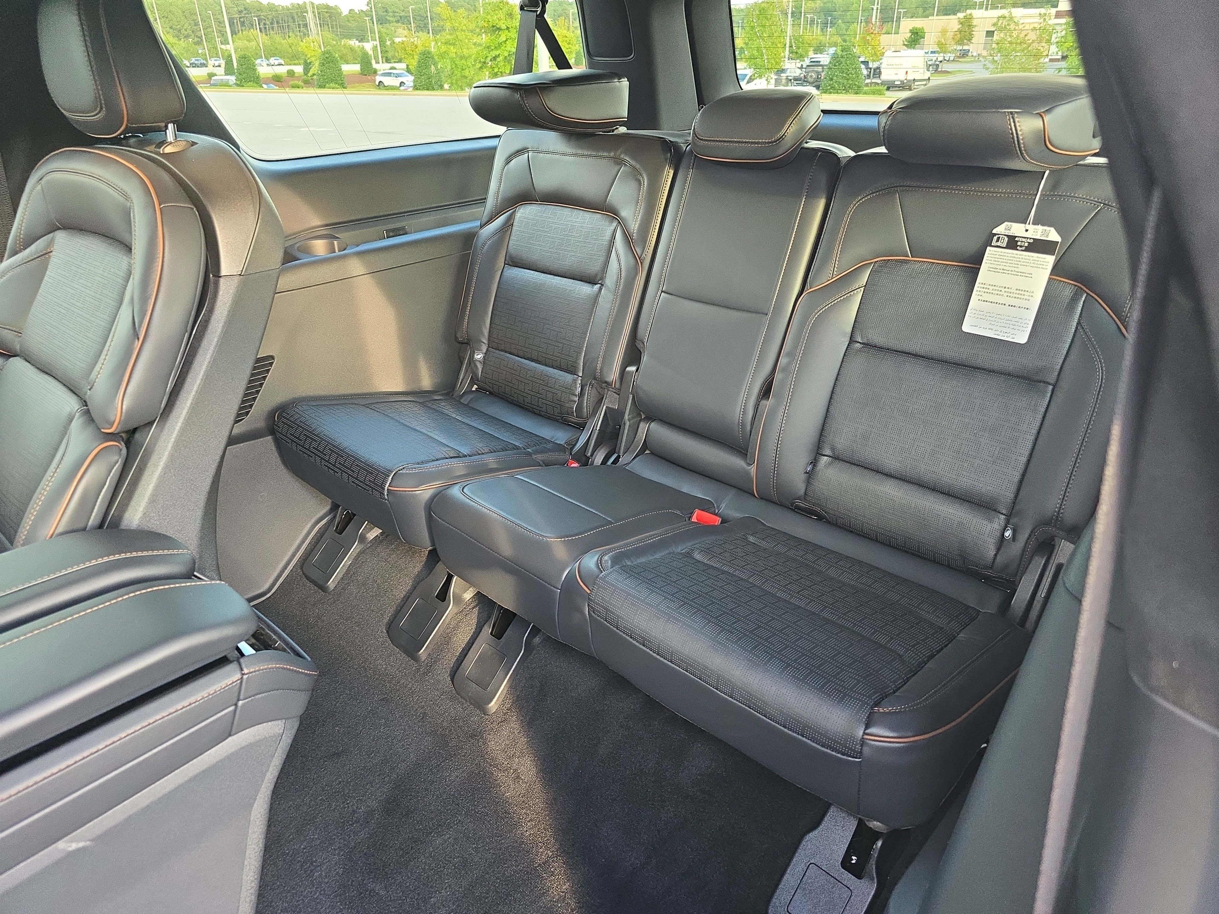 New 2025 Lincoln Navigator L Black Label image 12